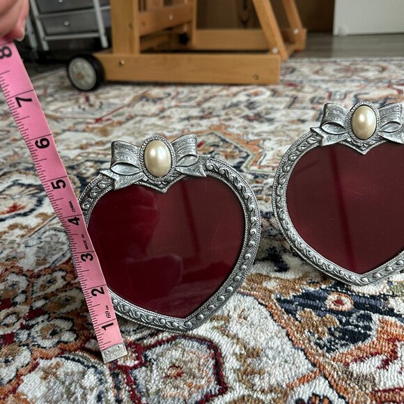 Pair - Vintage Pewter Heart Shaped Faux Pearl Bow Easel Back Photo Frame - Picture 2 of 8